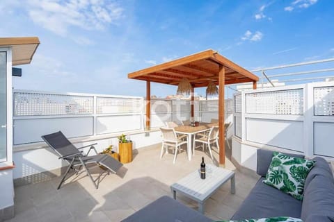 Patio, View (from property/room), Balcony/Terrace