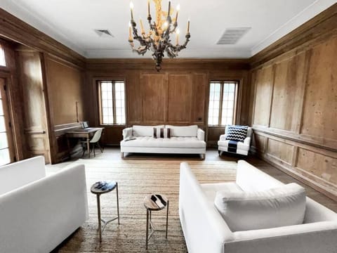 Living room, Photo of the whole room, Seating area