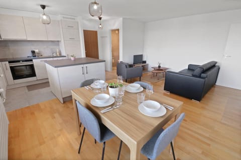 Kitchen or kitchenette, Living room, Dining area