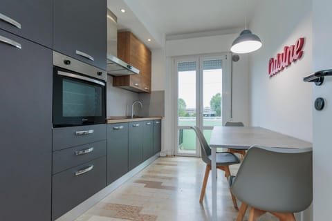 Kitchen or kitchenette, kitchen