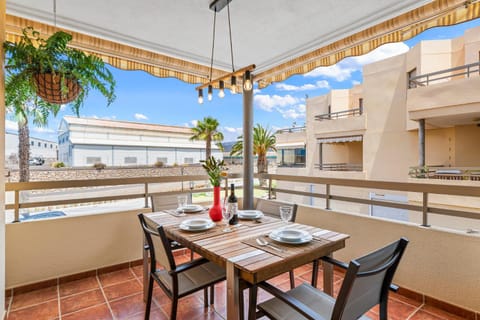 Balcony/Terrace, Dining area