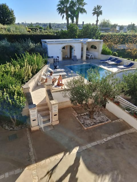 Property building, Day, Natural landscape, Garden, Garden view, Pool view, Swimming pool, Swimming pool, sunbed