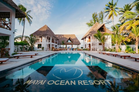 Property building, Day, Property logo or sign, Logo/Certificate/Sign, Pool view, Swimming pool, Swimming pool, sunbed