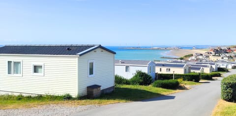 Neighbourhood, Sea view