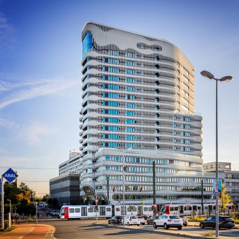 Property building, Location