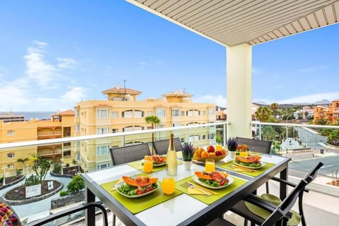 Balcony/Terrace, Balcony/Terrace, Dining area, Sea view, Breakfast, Drinks