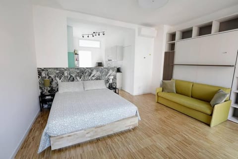 Living room, Photo of the whole room