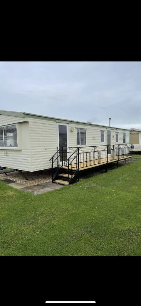 S452 Golden Palm Resort House in Chapel Saint Leonards