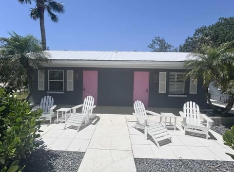 Sunset Inn Apartment in Charlotte Harbor