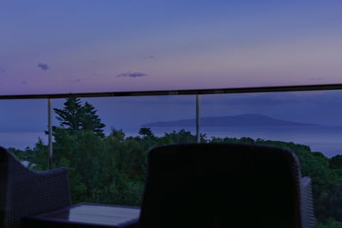 Natural landscape, Balcony/Terrace, Sea view