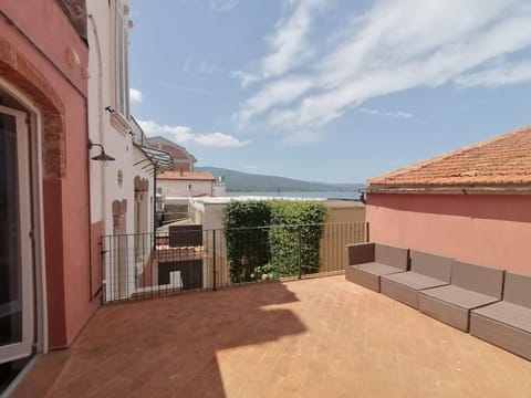 View (from property/room), Balcony/Terrace, Sea view