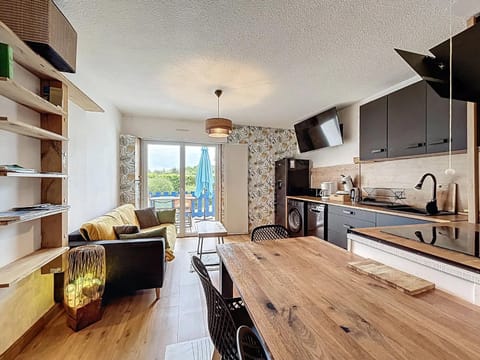Patio, TV and multimedia, Living room, Dining area, kitchen