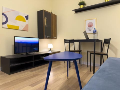 Property building, TV and multimedia, Other, Area and facilities, internet, internet