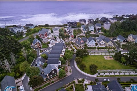 Parkside House in Lincoln City