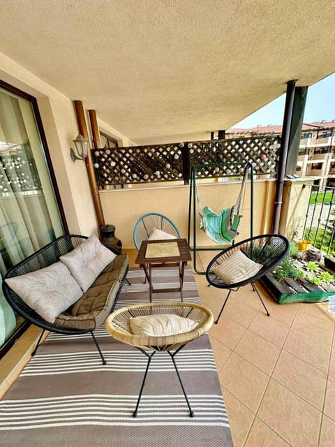 Patio, View (from property/room), Balcony/Terrace, Balcony/Terrace, Seating area