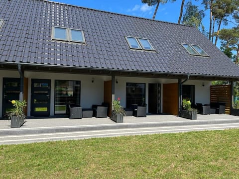 Property building, Day