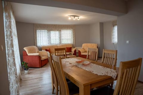 Апартамент Щерев Apartment in Stara Zagora, Bulgaria