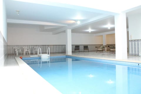 Banquet/Function facilities, Swimming pool