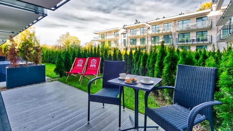 Patio, Spring, Garden, Balcony/Terrace, Garden view
