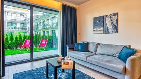 Living room, Garden view