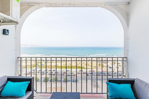 Day, Natural landscape, View (from property/room), Balcony/Terrace, Sea view