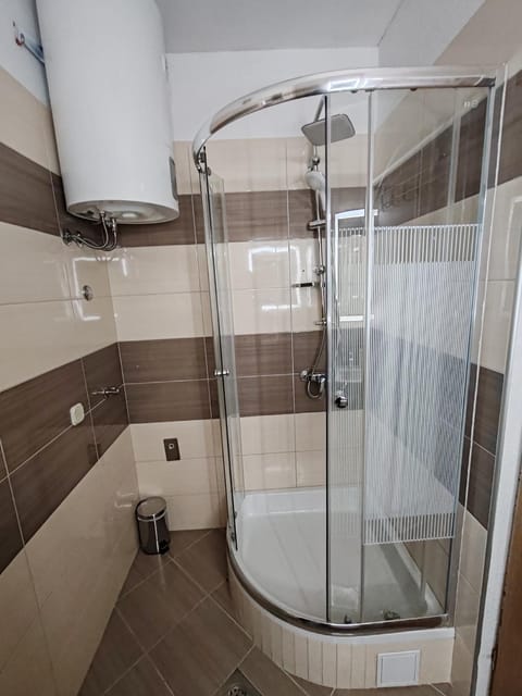 Rosa Apartment in Šibenik-Knin County, Croatia