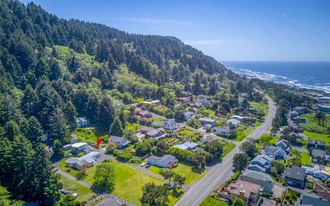 The Boat House House in Yachats
