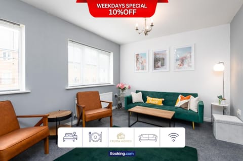 Living room, Seating area, Text overlay
