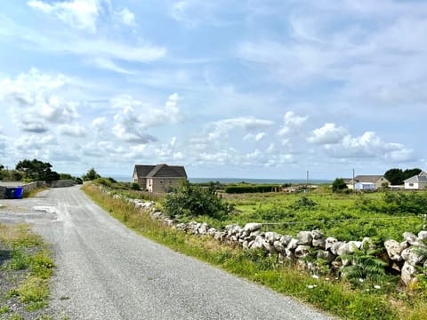 Day, Neighbourhood, Sea view, Street view
