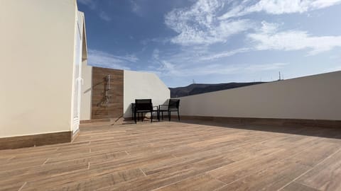 Natural landscape, View (from property/room), Balcony/Terrace