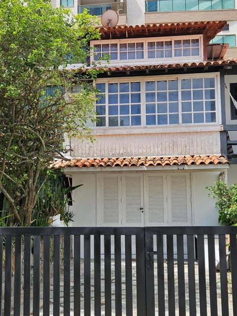 Casa Pé na Areia House in Vila Canaa