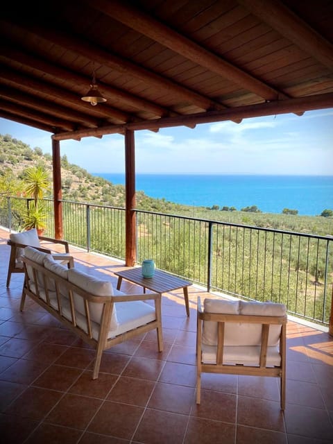 Balcony/Terrace, Mountain view, Sea view