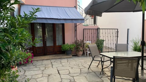 Guest house Sonia’s Apartment in Halkidiki