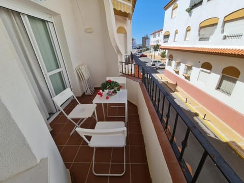 Balcony/Terrace, Street view