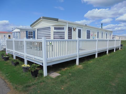 Property building, Balcony/Terrace