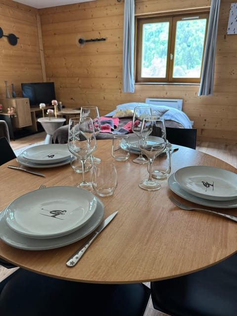 NEUF chalet 2p Le Suet JACUZZI privatif Apartment in Haute-Savoie