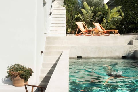 Naousa Villa with pool, garden and view Villa in Naousa