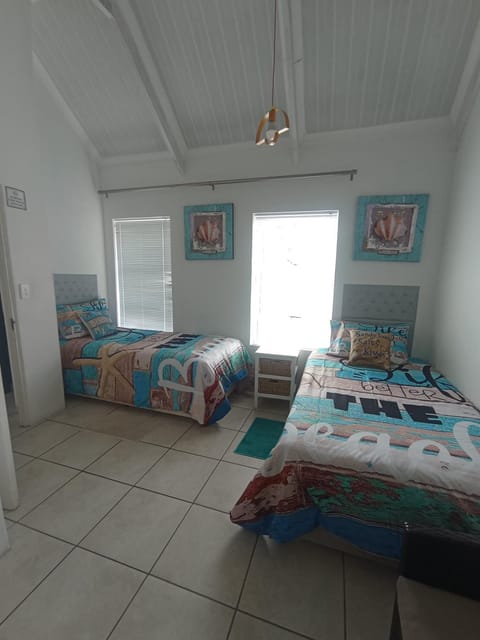 The Tides Holiday Home House in Western Cape