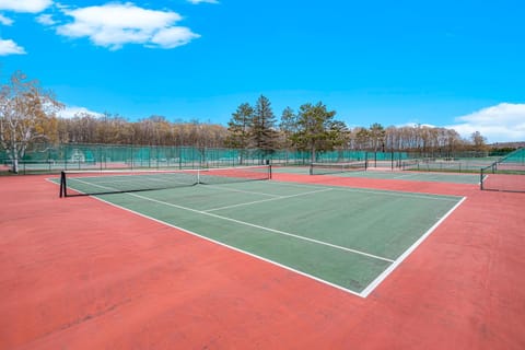 Boyne Mountain Getaway, Unit B Apartment hotel in Michigan