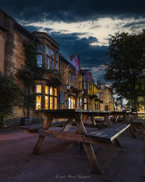 Property building, Day, Street view
