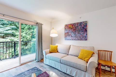 Mountainside 70 Apartment in Warren