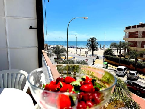 Food and drinks, City view