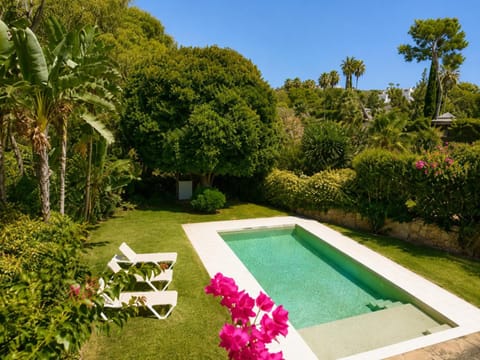 Day, Garden view, Pool view, Swimming pool, sunbed