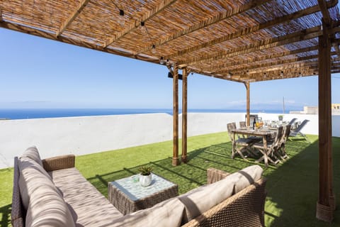 Balcony/Terrace, Seating area, Sea view