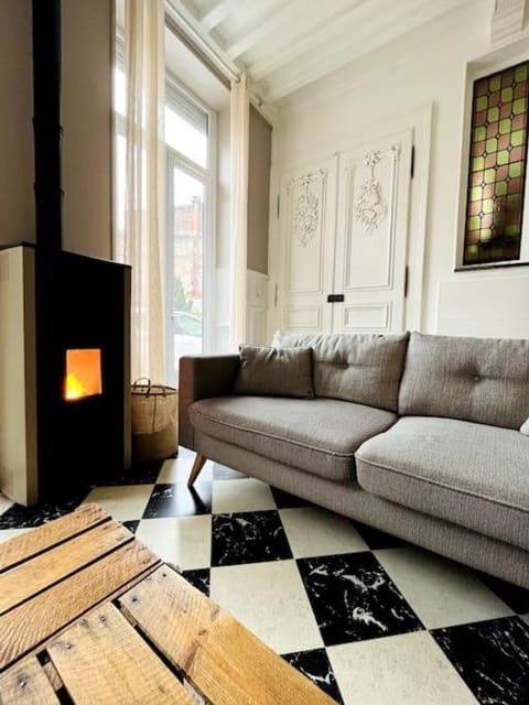 Le Petit Nid d'Aline, Hyper-Centre, Parking Privé Apartment in Arras