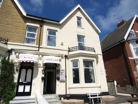 Facade/entrance, Garden