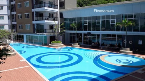 Property building, Pool view