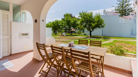 Patio, Garden view