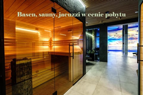 Apartamenty Złote Piaski, Basen, sauna,jacuzzi, rolmasażer Vacation rental in Pomeranian Voivodeship