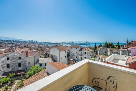 Balcony/Terrace, City view, Sea view